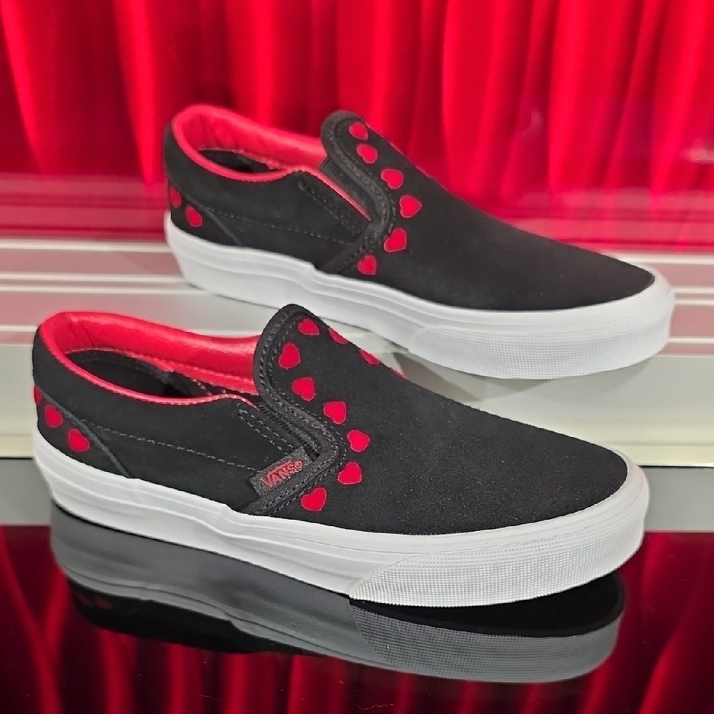 Vans Classic Slip On Hearts Black Red New Youth 3 Women’s 4.5 With Box